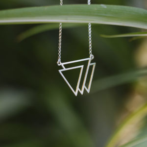 Colgante Plata Triángulos