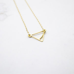 Colgante Oro Mini Triángulo